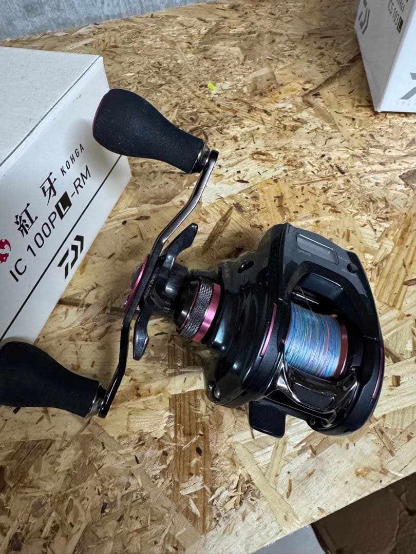 Daiwa IC 100PL-RM ベイトリール