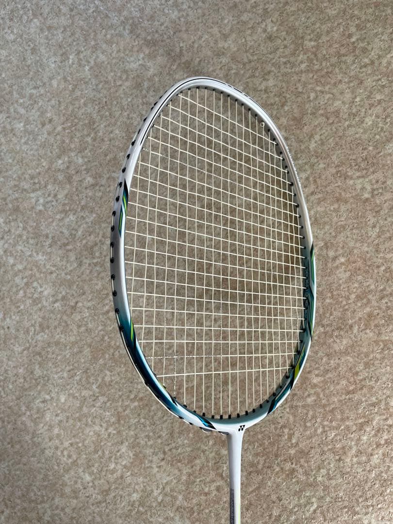 YONEX NANORAY 500 バドミントンラケット　4U G6 ケース付き