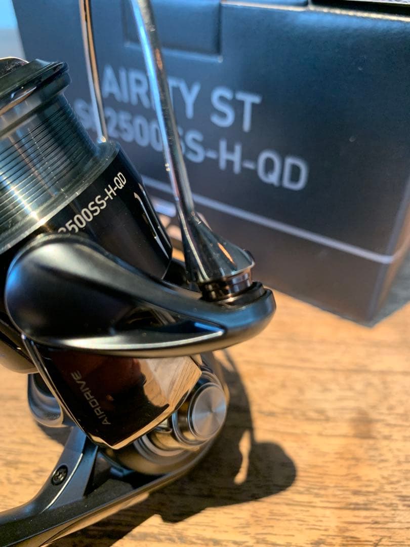 美品ダイワエアリティAIRITY ST SF2500SS-H-QD