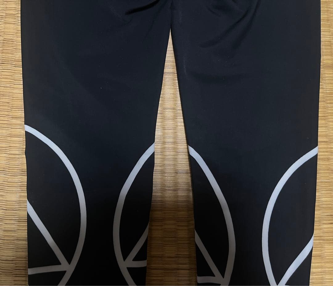 ONE OK ROCK レギンス　バック　ラバーバンド　ワンオクロック　グッズ