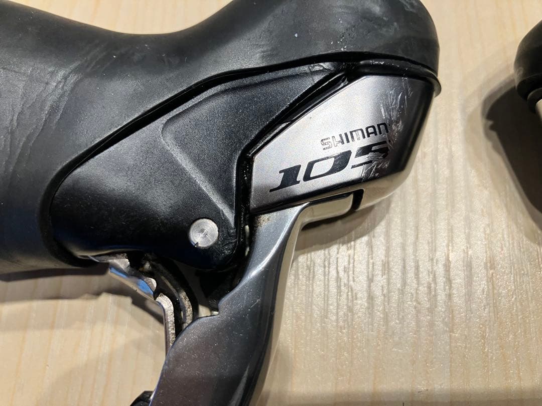 シマノ 105 ST-5700 2×10 STIレバー