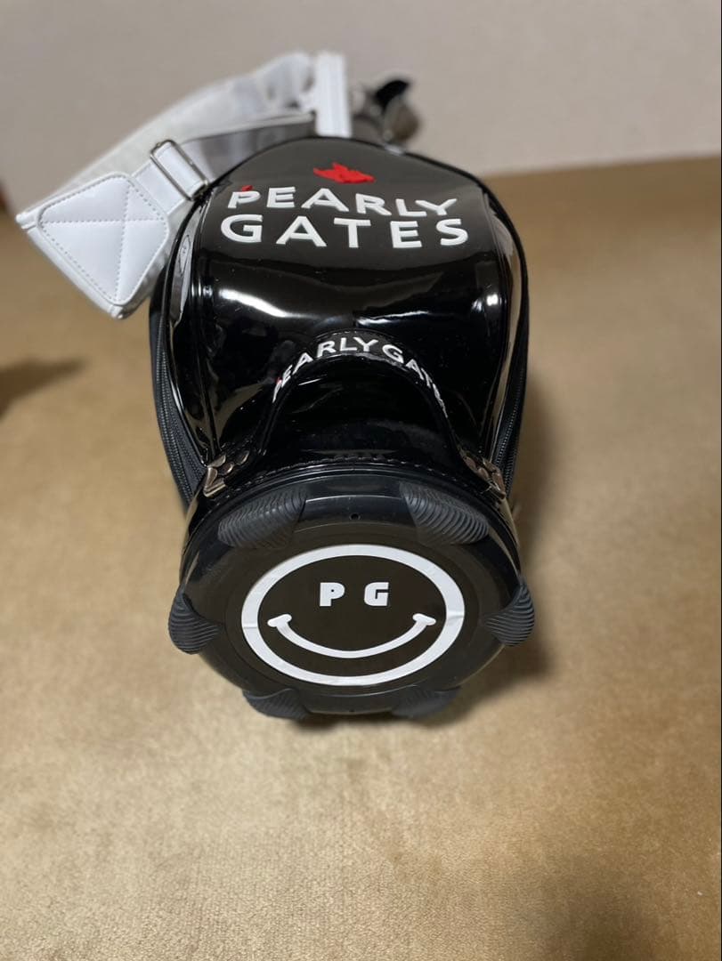 PEARLY GATES エナメルキャディバッグ　ブラック