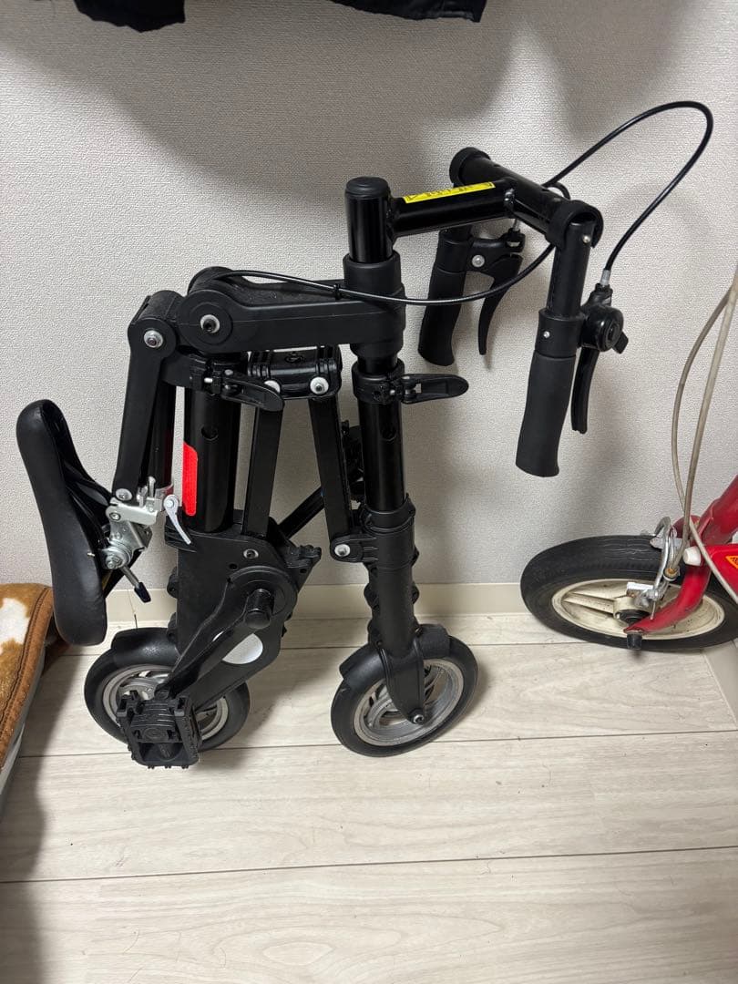 折りたたみ自転車　超ミニサイクル