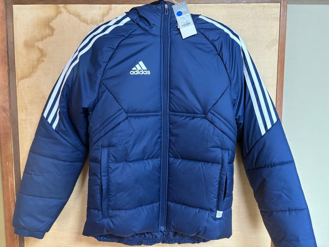 adidas ネイビー ハーフコート フード付き