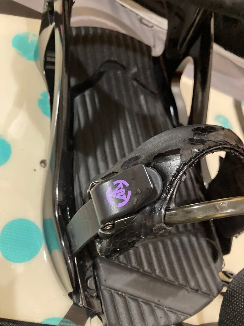 Ride スノーボードとバッグ チェック柄