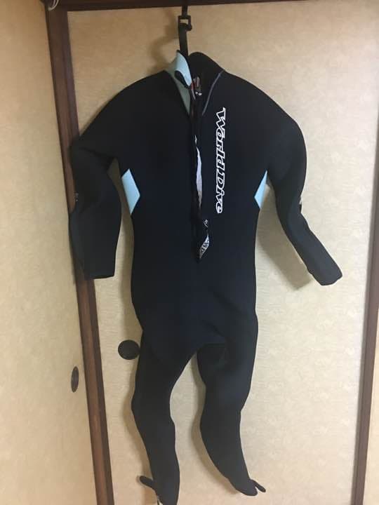 ダイビングのウェットスーツ