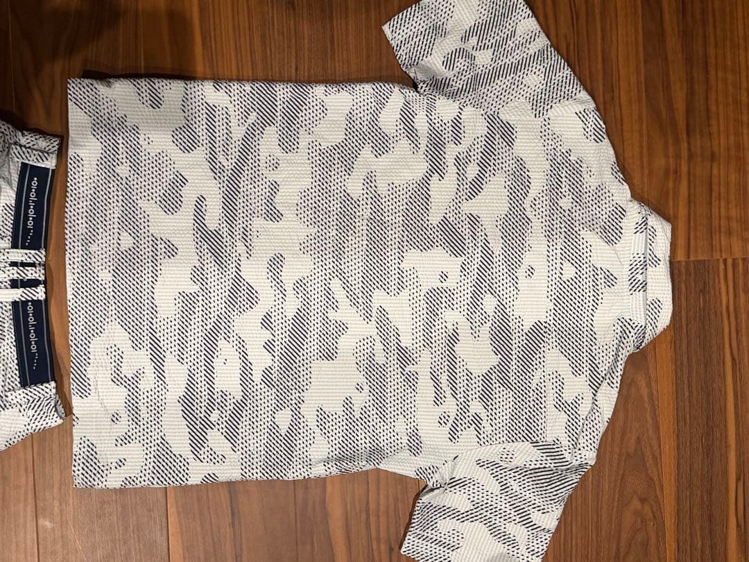 adidas セットアップ ポロシャツ カモパターン 半袖ウーブンサッカーシャツ