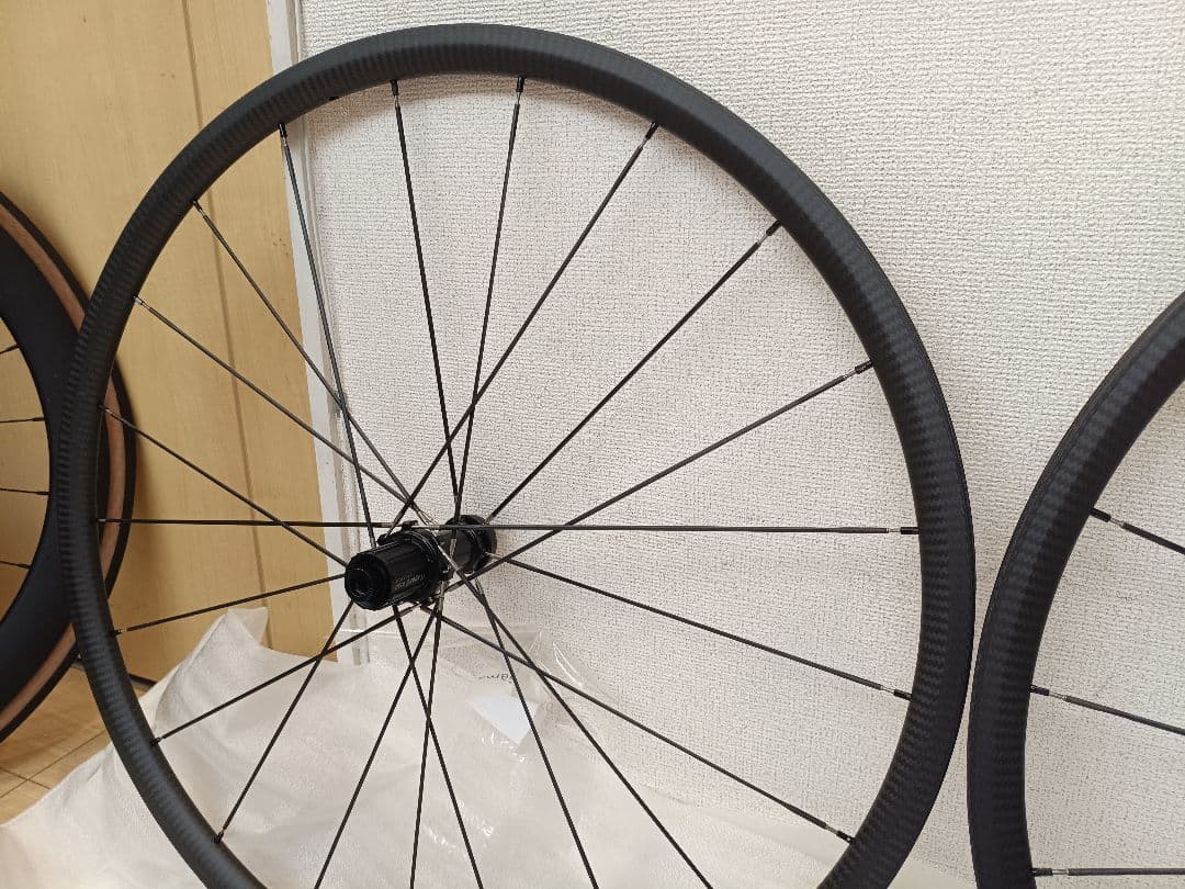 LWCwheels チューブラーディスクホイール