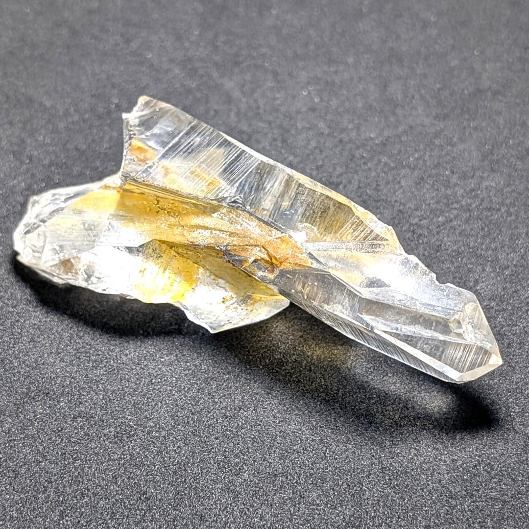 【透明度が高いコロンビア産】ゴールデンレムリアン水晶 レムリアンシードクリスタル