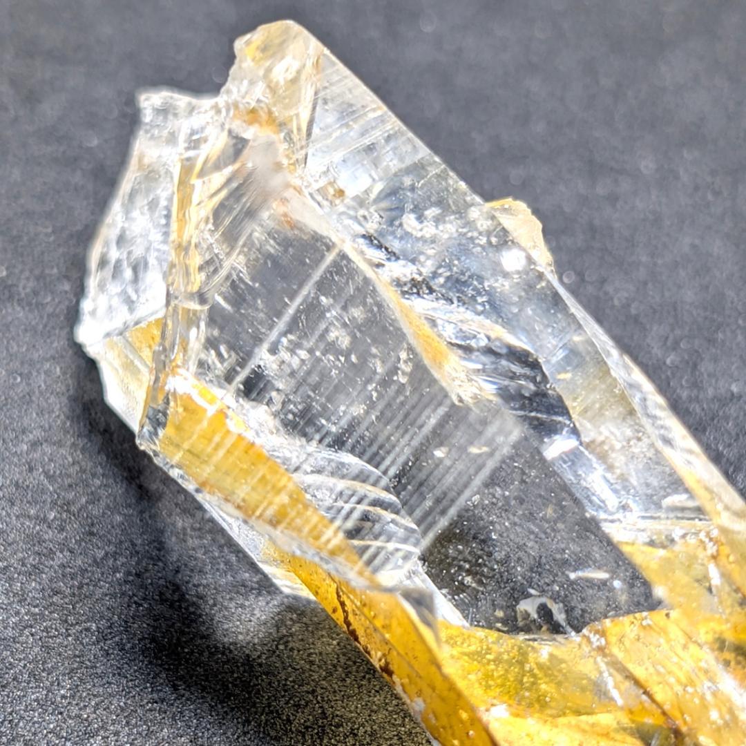 【透明度が高いコロンビア産】ゴールデンレムリアン水晶 レムリアンシードクリスタル