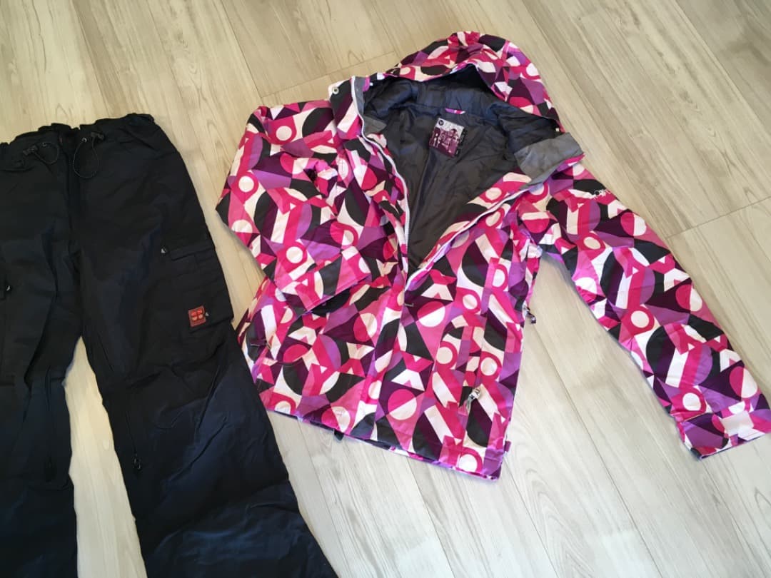ROXY スノーボードウェア 上下 帽子 セット レディース