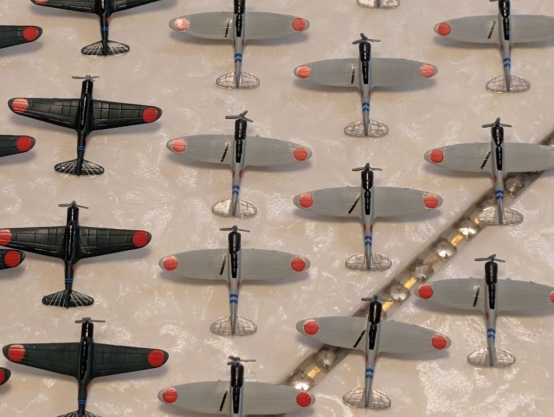 空母、艦載機３６機　零戦　ゼロ戦 1/350スケール　日本海軍