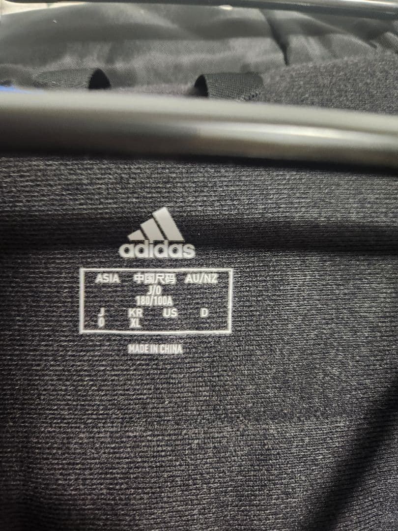 adidas ベンチコート 黒 Lサイズ