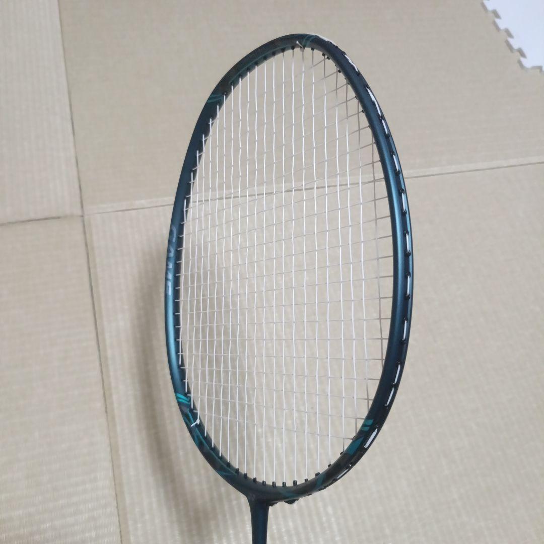 超美品　NANOFLARE 800 GAME バドミントンラケット