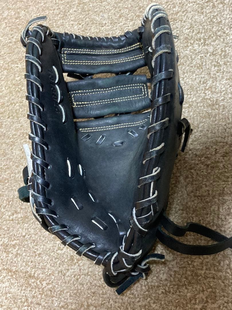 UNDER ARMOUR アンダーアーマー 少年軟式 ファーストミット 黒