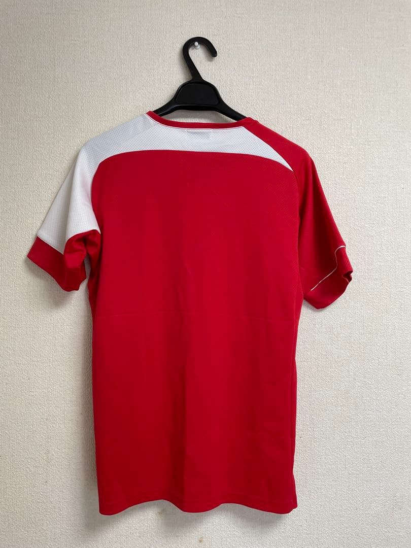 YONEX バドミントン 2017年日本代表モデルユニフォーム　赤