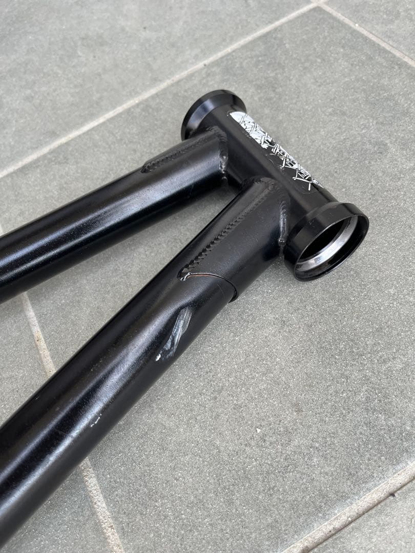 CULT BACKCHECK BMXフレーム　20.75