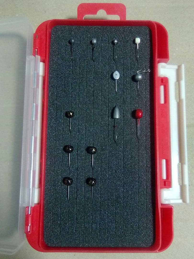 【中古品】アジング、メバリング用 ワーム & ジグヘッドセット（ケース付）