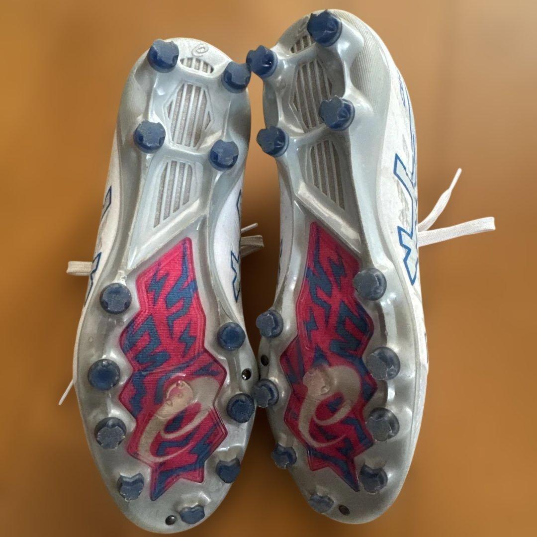 asicsサッカースパイク