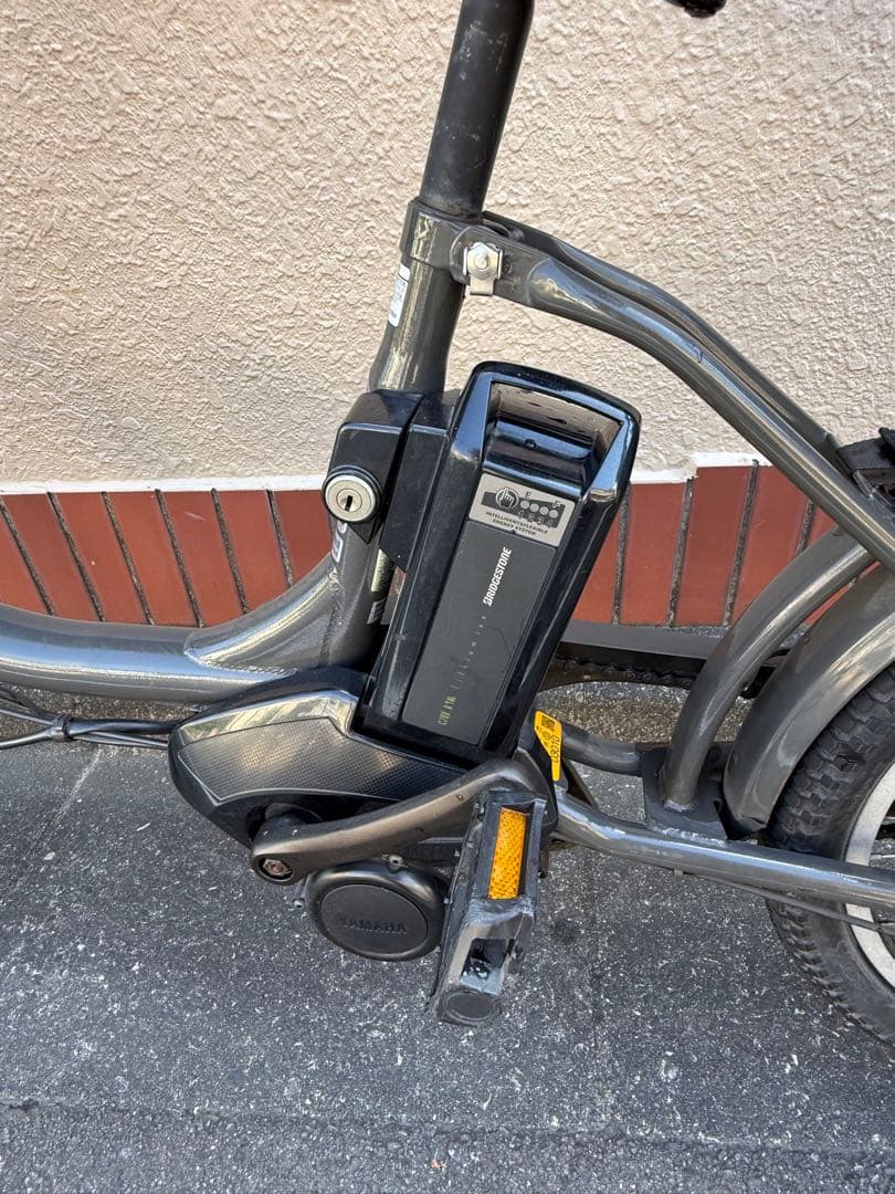 ★直接取引大歓迎★bikke2e 　電動自転車　３人乗り　ダークグレー