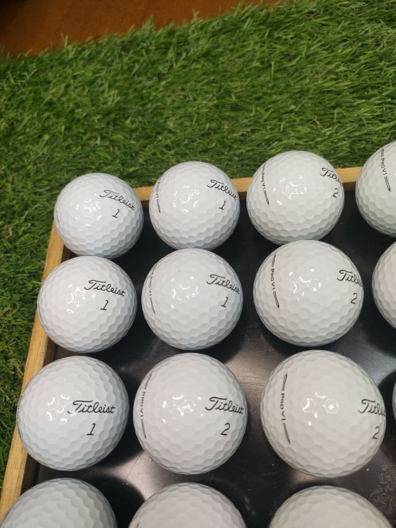 タイトリストPROV1　2023年モデル優良ロストボール20個。