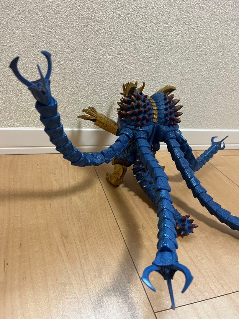 B*e様 Uキラーザウルス ウルトラマンシリーズ 怪獣 ソフ本体のみ