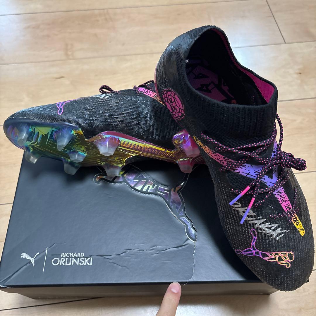 グラフィティデザイン サッカーシューズ