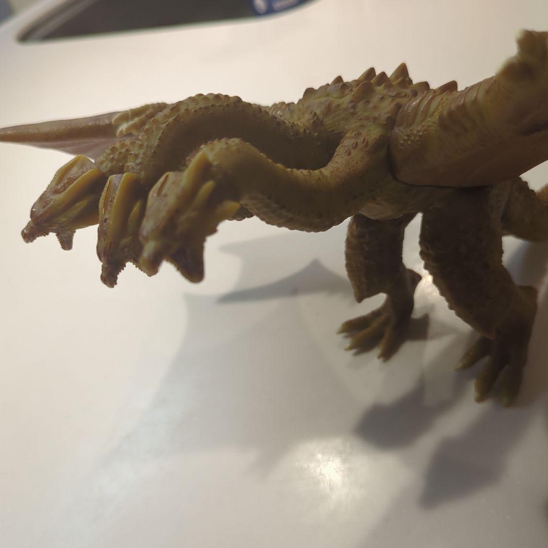 ゴジラとキングギドラ フィギュアセット