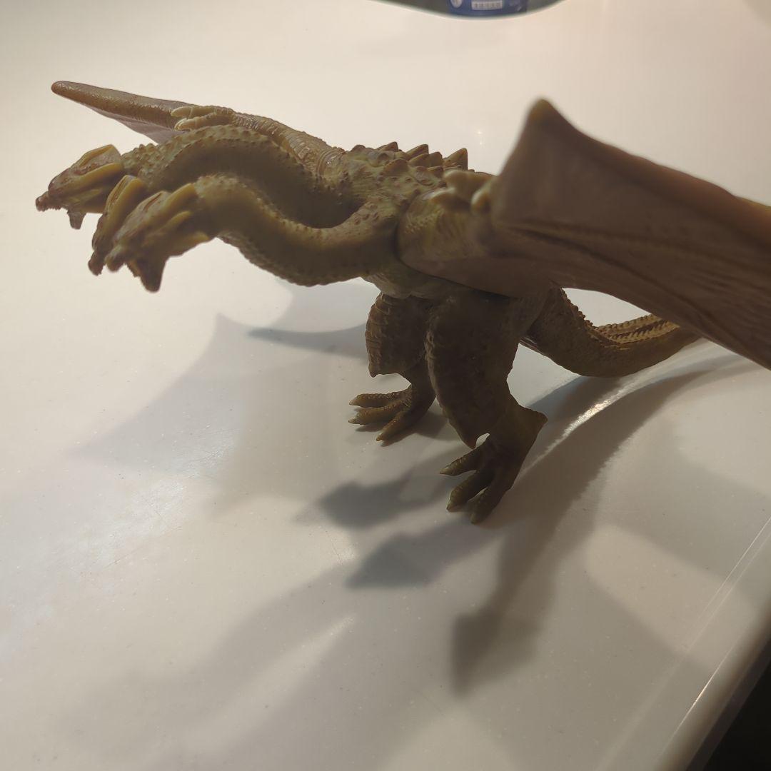 ゴジラとキングギドラ フィギュアセット
