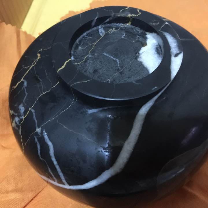 秀観作　金鉱山石　天然石茶碗　大理石 共箱付き　茶道具　抹茶碗　542g