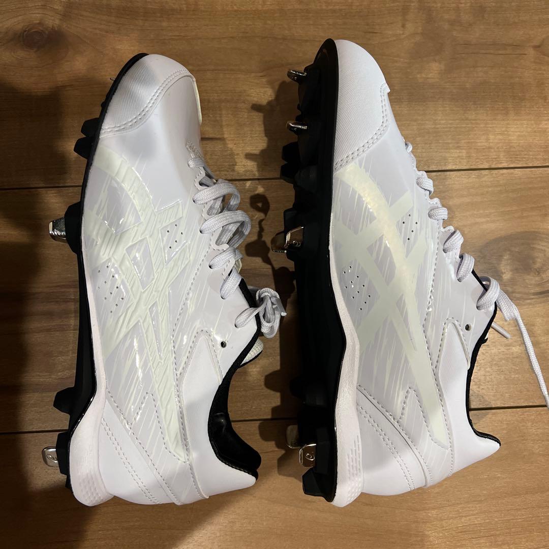 asics ホワイト 野球用スパイク　金具　23.0cm