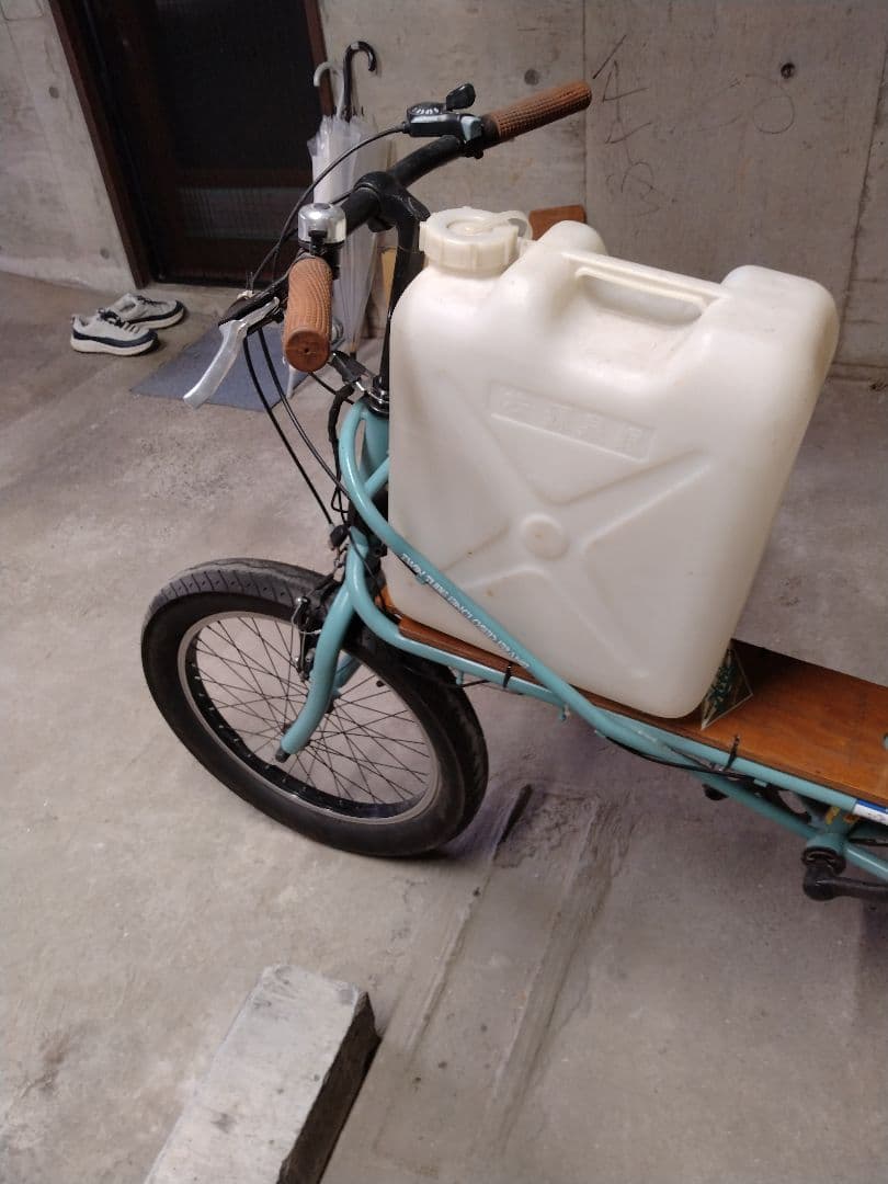 リキシャタンク　20インチ