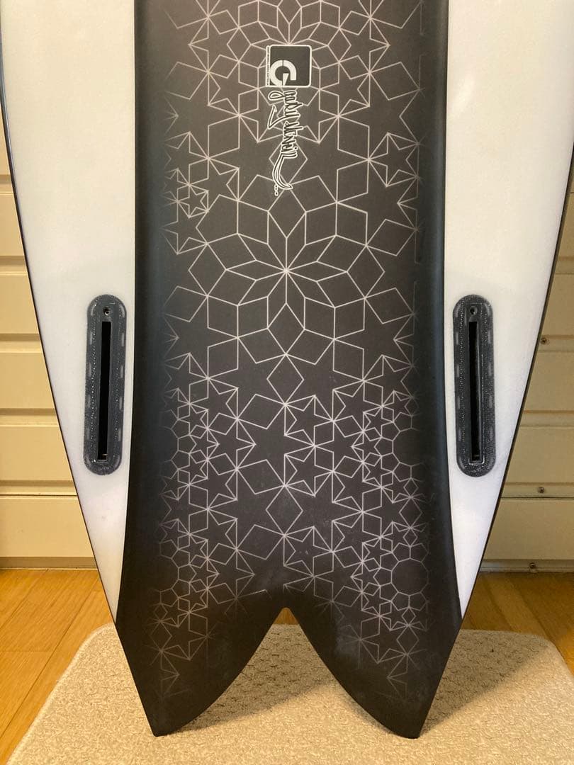 GMC Surfboards 5’6 RTT ラスタ•ツアーズ•ツイン　モデル