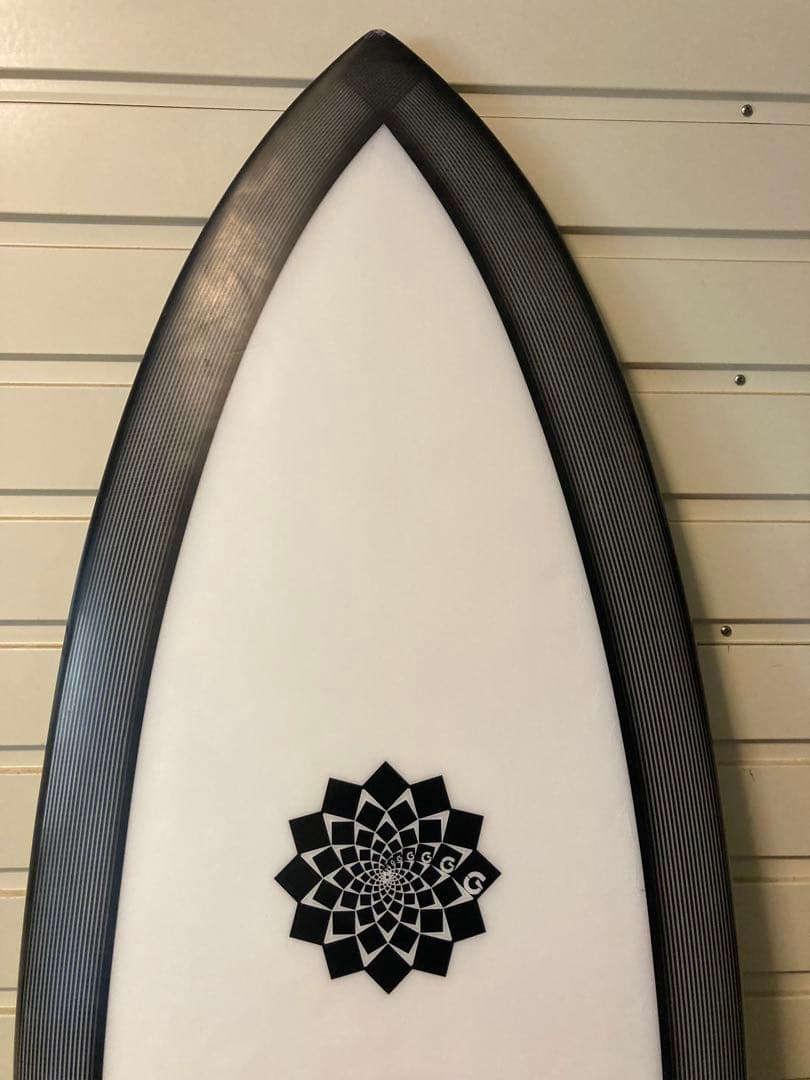 GMC Surfboards 5’6 RTT ラスタ•ツアーズ•ツイン　モデル