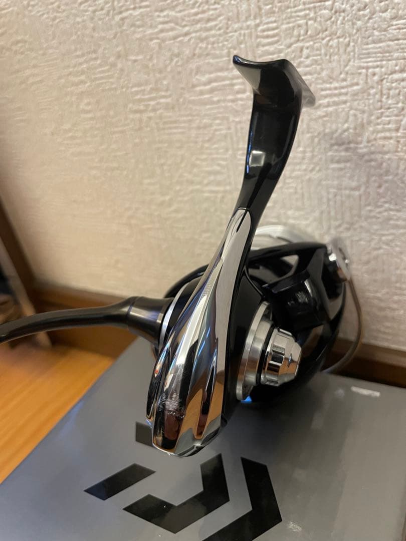 美品 ダイワ19レグザ LT5000D-CXH