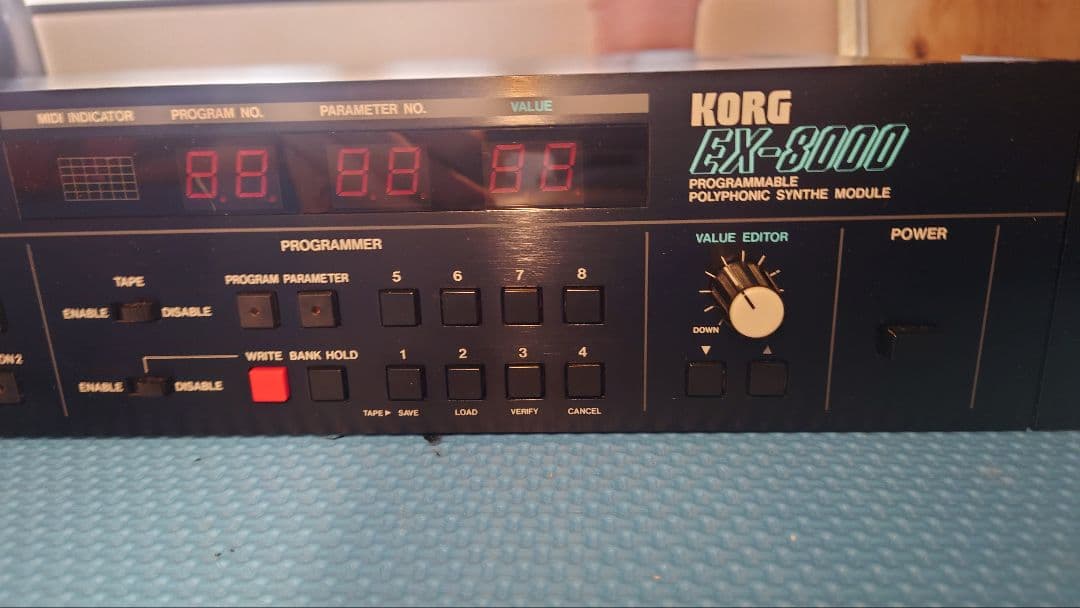 korg EX8000 ヴィンテージシンセ