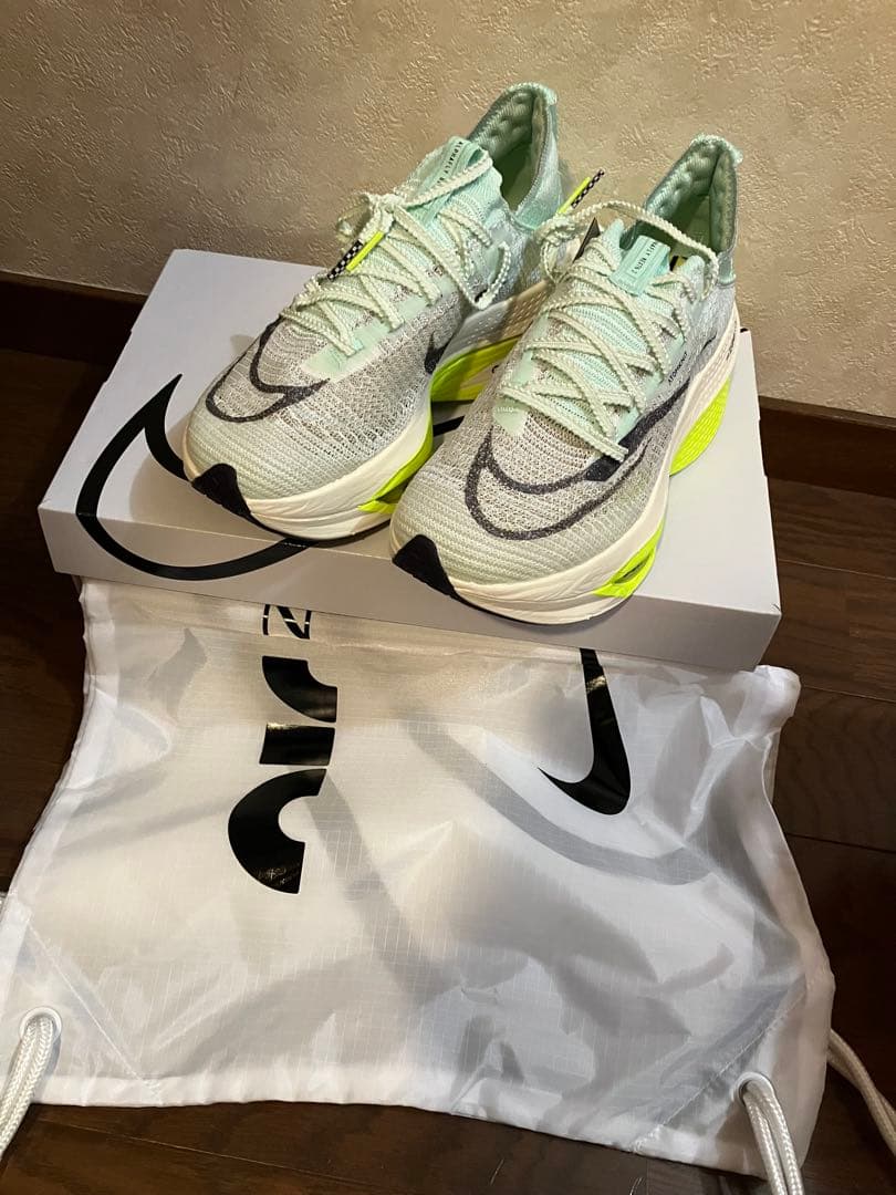 Nike アルファフライ2