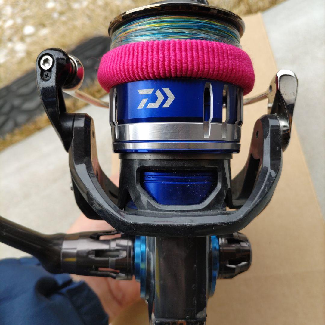SALTIGA4500H DAIWAジギング　スピニングリール　MAGシールド