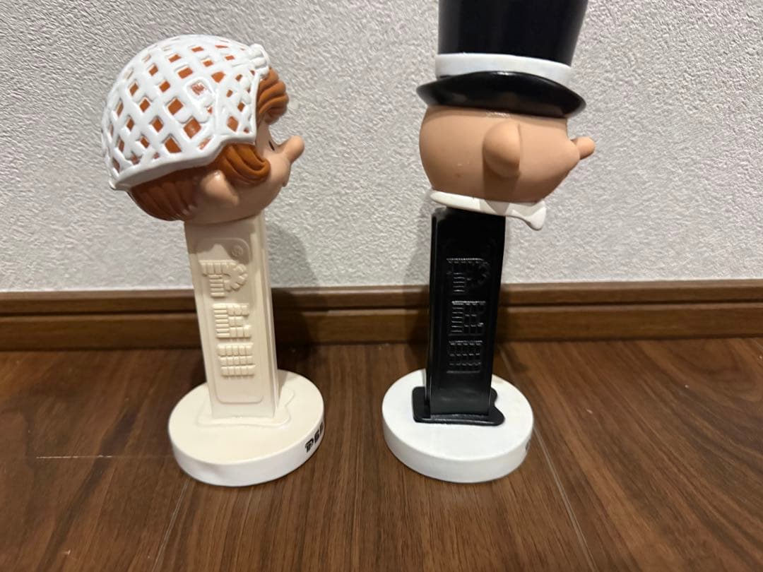 【FUNKO WACKY WOBBLE】 PEZ BRIDR&GROOM