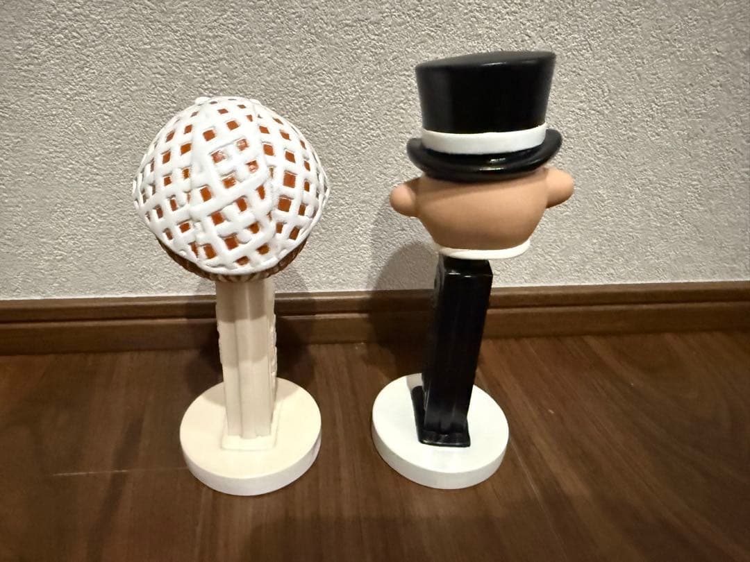 【FUNKO WACKY WOBBLE】 PEZ BRIDR&GROOM