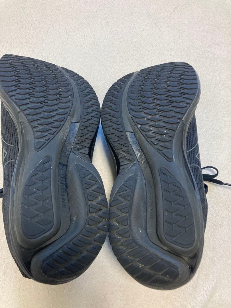 ミズノ ウエーブライダー28 MIZUNO WAVERIDER 28 28㎝