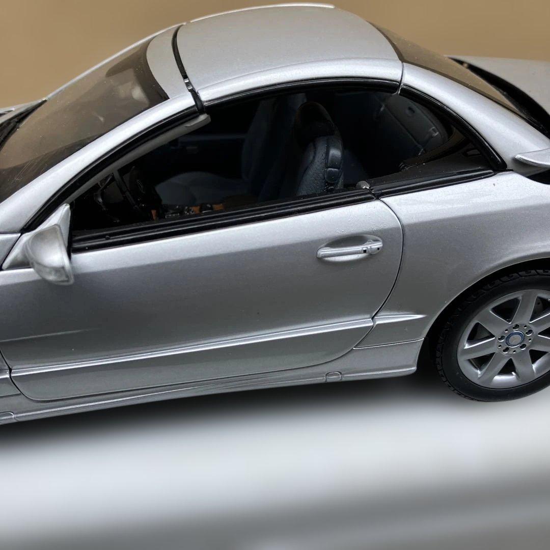 メルセデス・ベンツ SL 2001 シルバー 1/18