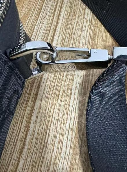 美品 ロゴ入り ブラック バッグ