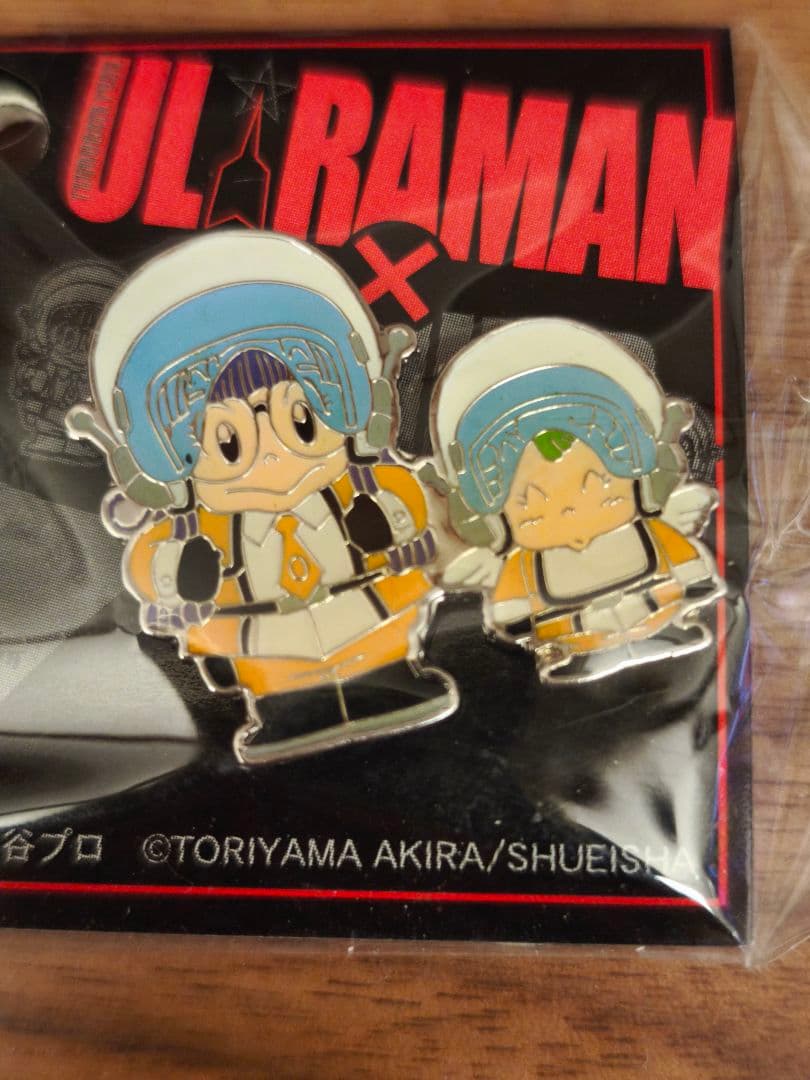 ULTRAMAN×Dr.SLUMP【ヤシの木バルタンピンズセット】新品未開封