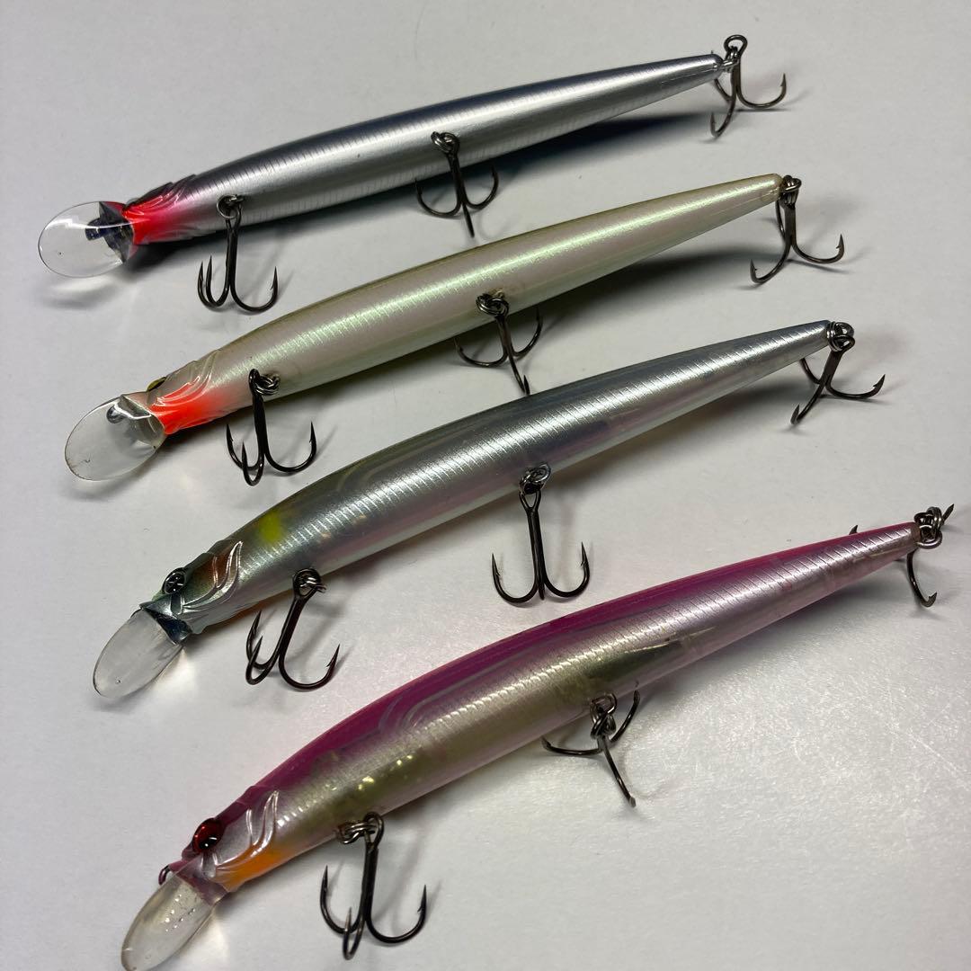 【美品】レイドジャパン　レベルミノー　4個