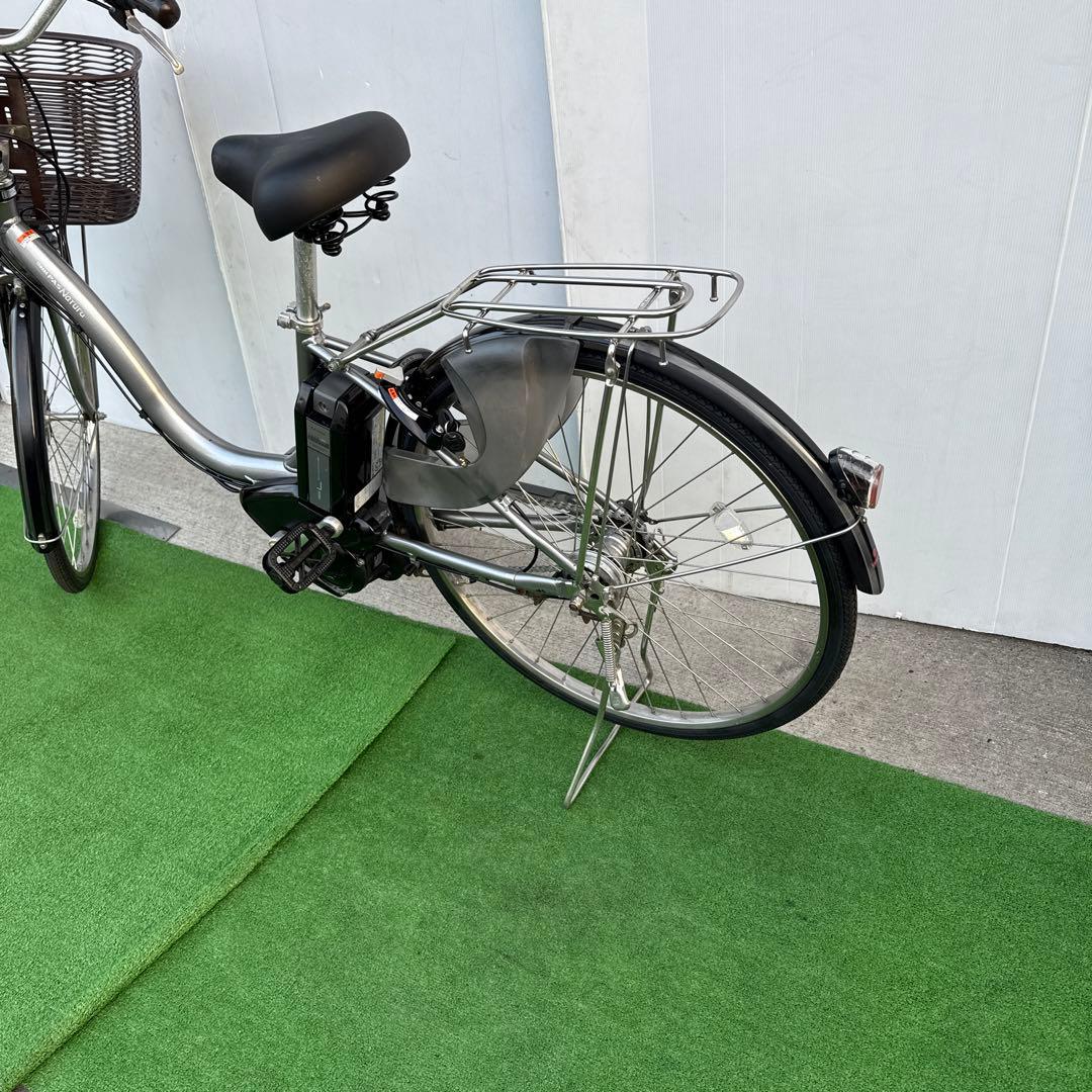 YAMAHAヤマハ電動アシスト自転車26インチ8.9Ah シルバー