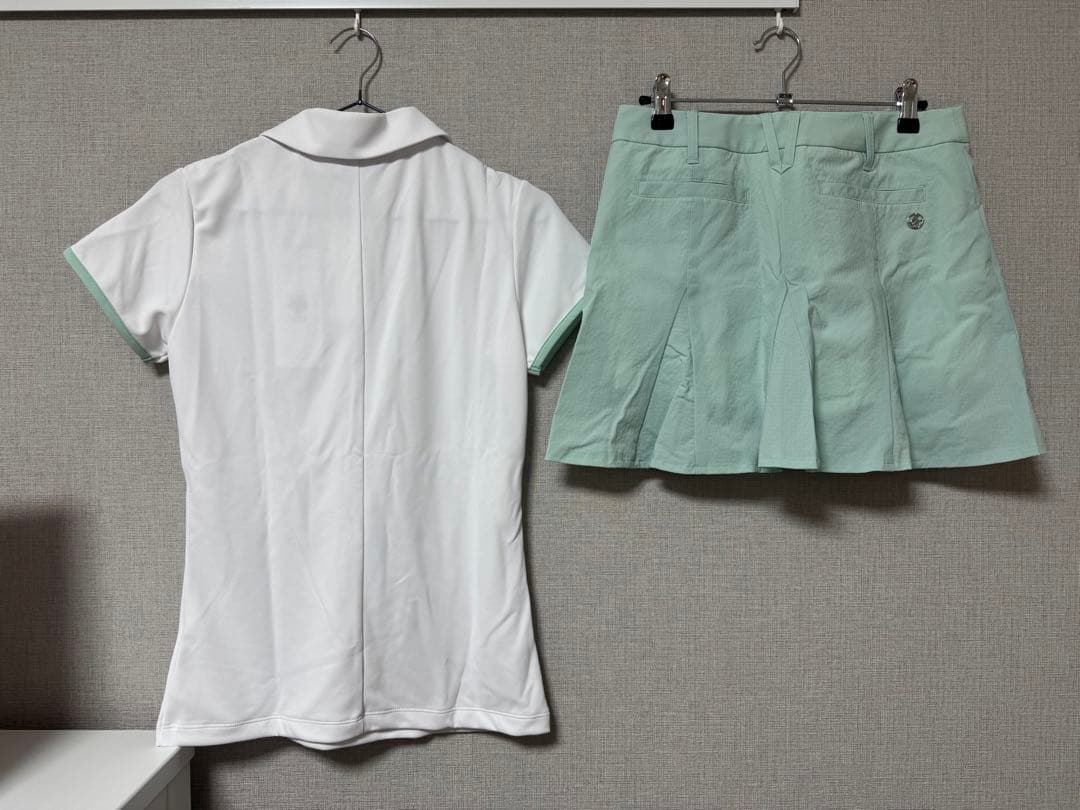 DESCENTE(デサント) ゴルフウェア ポロシャツとスカートのセット