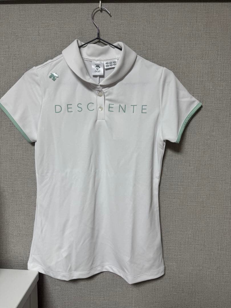 DESCENTE(デサント) ゴルフウェア ポロシャツとスカートのセット