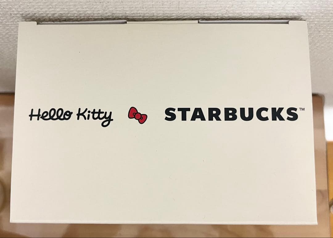 【新品】ハローキティ スターバックス ぬいぐるみ　50周年記念　コラボ　海外限定