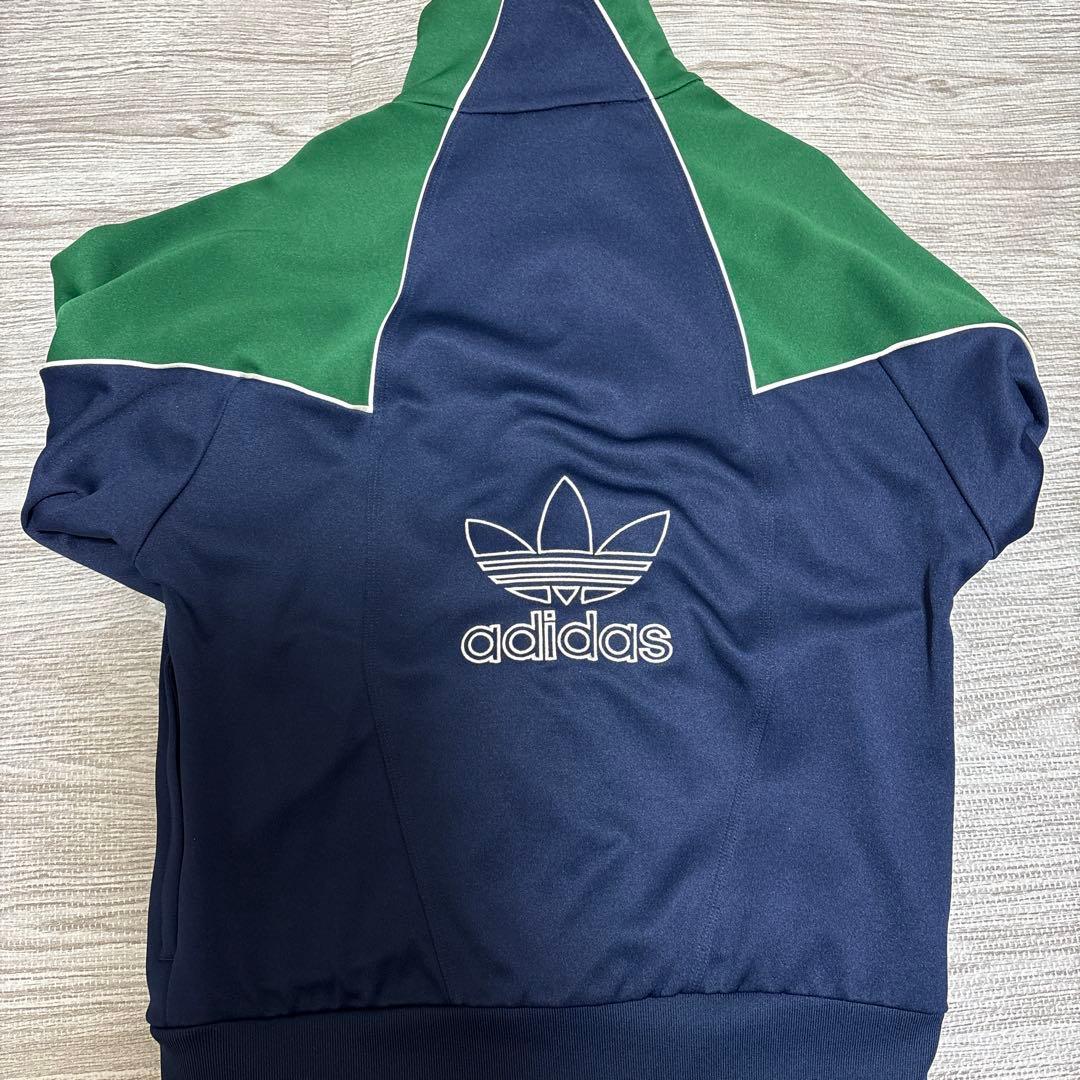 adidas トラックジャケット あのちゃん サブカル